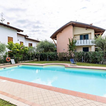 Bluemoon -Luminoso Apt Con Piscina Lazise Exterior photo